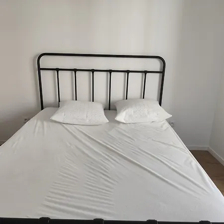 Apartamento Cosy 3 Piece Furnished Mesnil