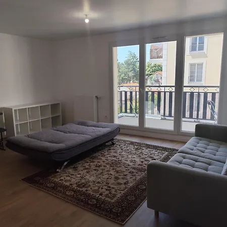 Apartamento Cosy 3 Piece Furnished Mesnil